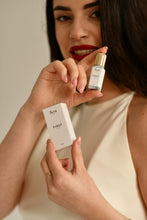 Lade das Bild in den Galerie-Viewer, Kleber FIRST von OhOchi