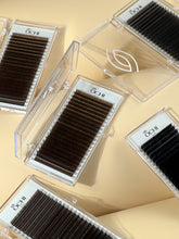 Lade das Bild in den Galerie-Viewer, DARK CHOCOLATE Wimpern OhOCHI
