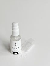 Lade das Bild in den Galerie-Viewer, Clean Lines Lotion OKIS